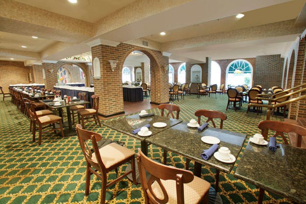 Williamsburg Hospitality House Hotel Restoran gambar