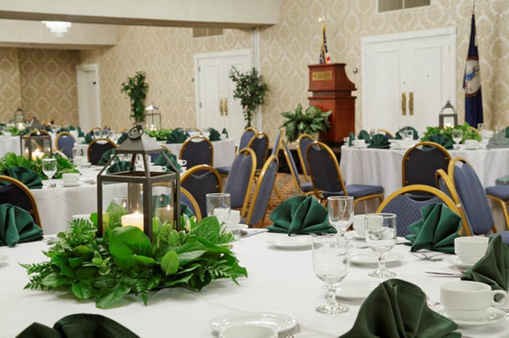Williamsburg Hospitality House Hotel Restoran gambar